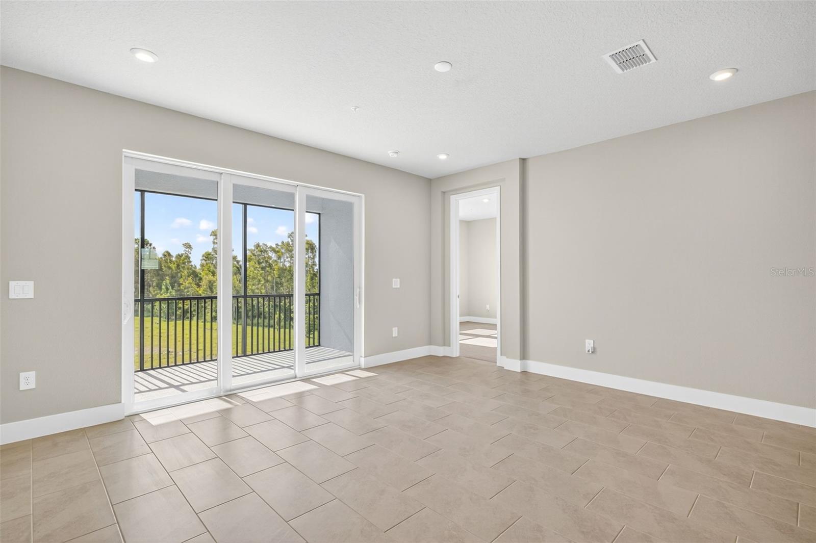 Image 6 of 57 For 17420 Moonflower Drive 202