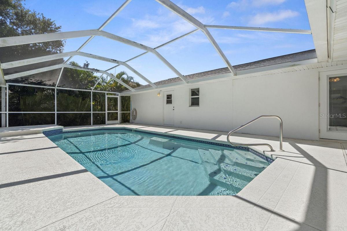Image 38 of 70 For 2275 Twin Lane Drive