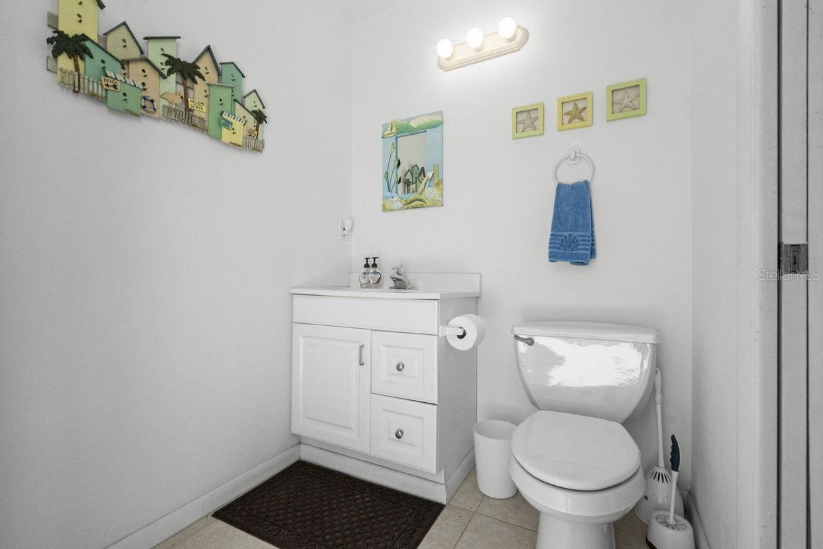 Image 42 of 70 For 2275 Twin Lane Drive