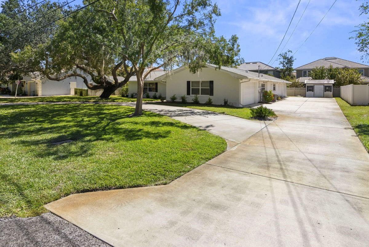 Image 46 of 70 For 2275 Twin Lane Drive