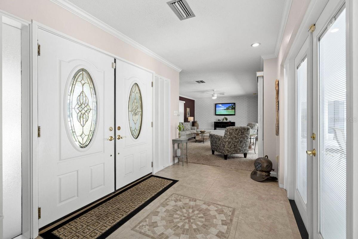 Image 7 of 70 For 2275 Twin Lane Drive