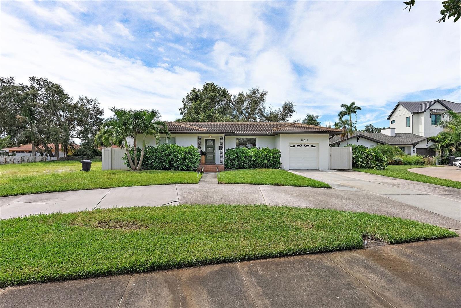 Details for 851 Snell Isle Boulevard Ne, ST PETERSBURG, FL 33704
