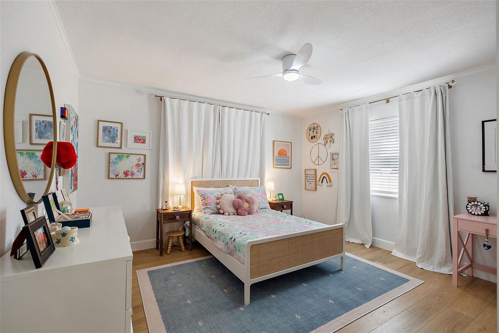 Image 13 of 38 For 851 Snell Isle Boulevard Ne