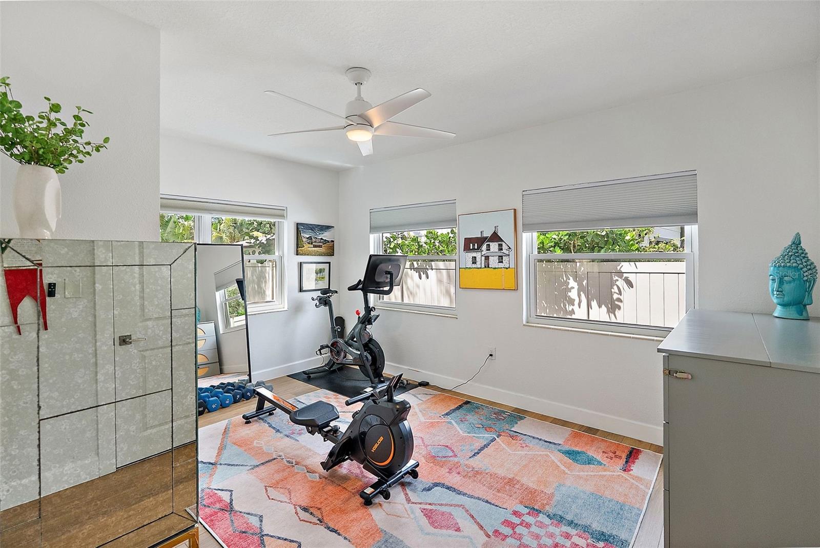 Image 16 of 38 For 851 Snell Isle Boulevard Ne