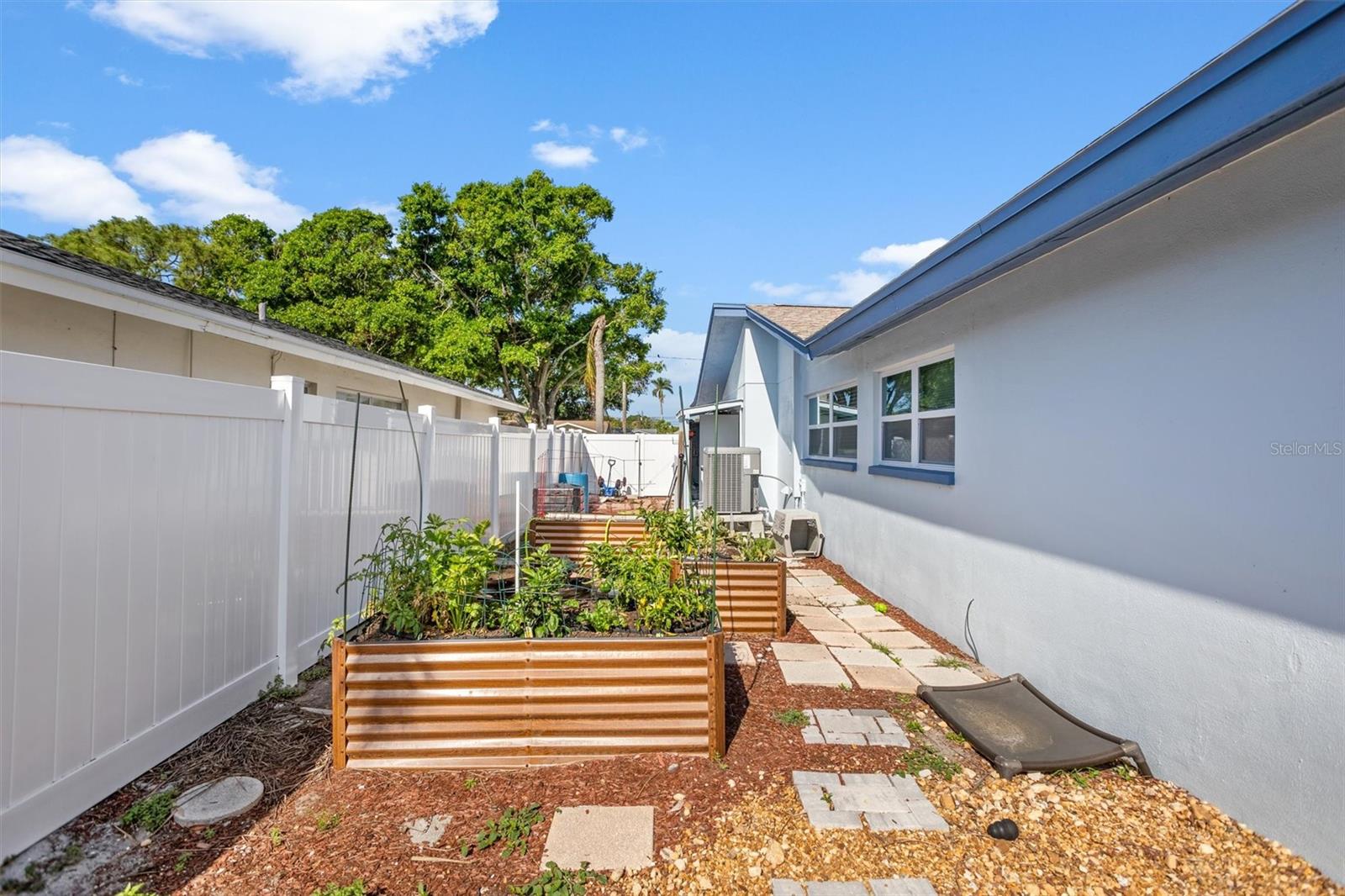 Image 71 of 77 For 6300 16th Street S