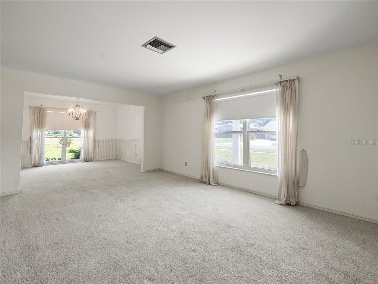 Image 15 of 44 For 10408 Butia Place