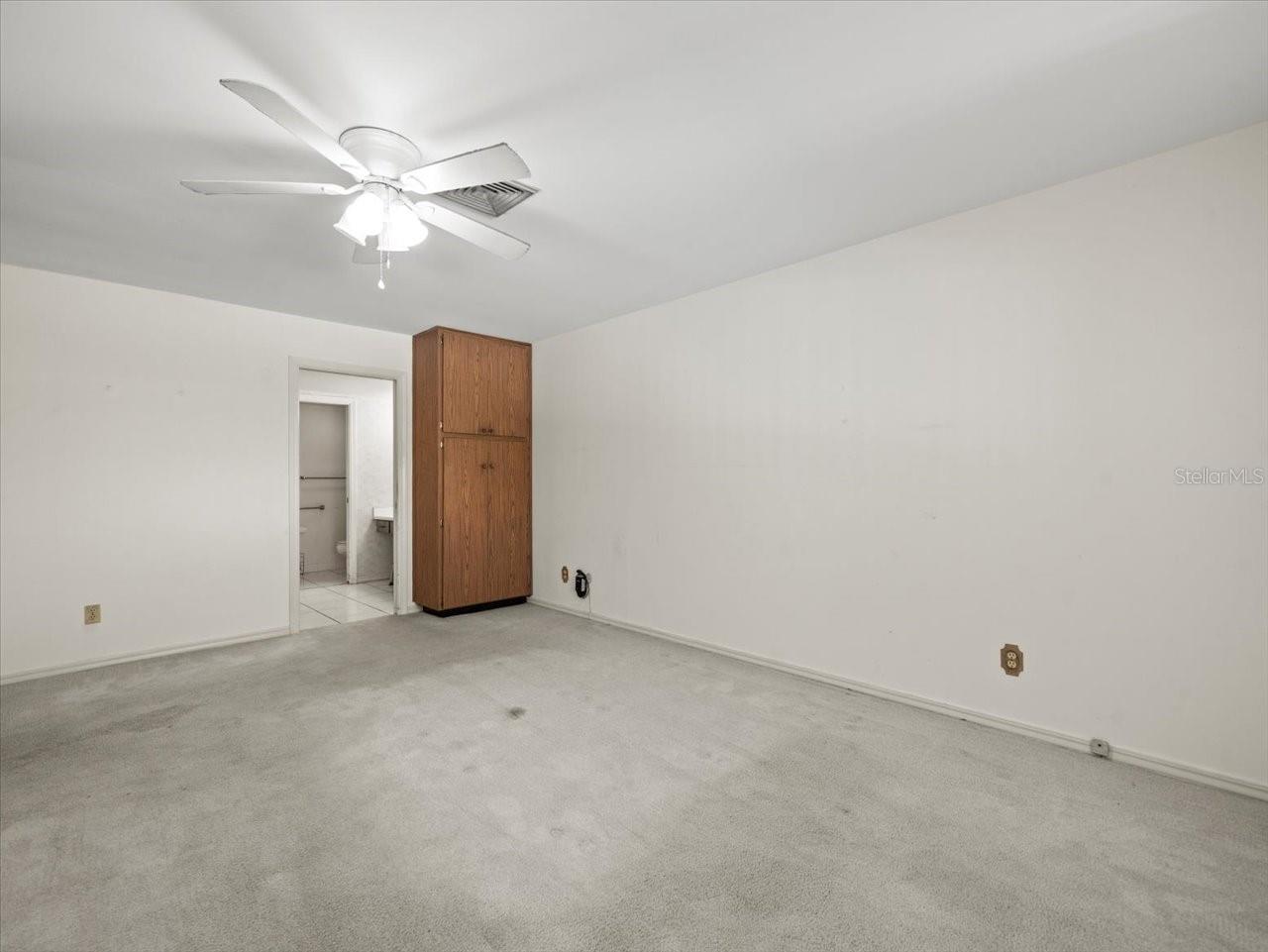 Image 19 of 44 For 10408 Butia Place