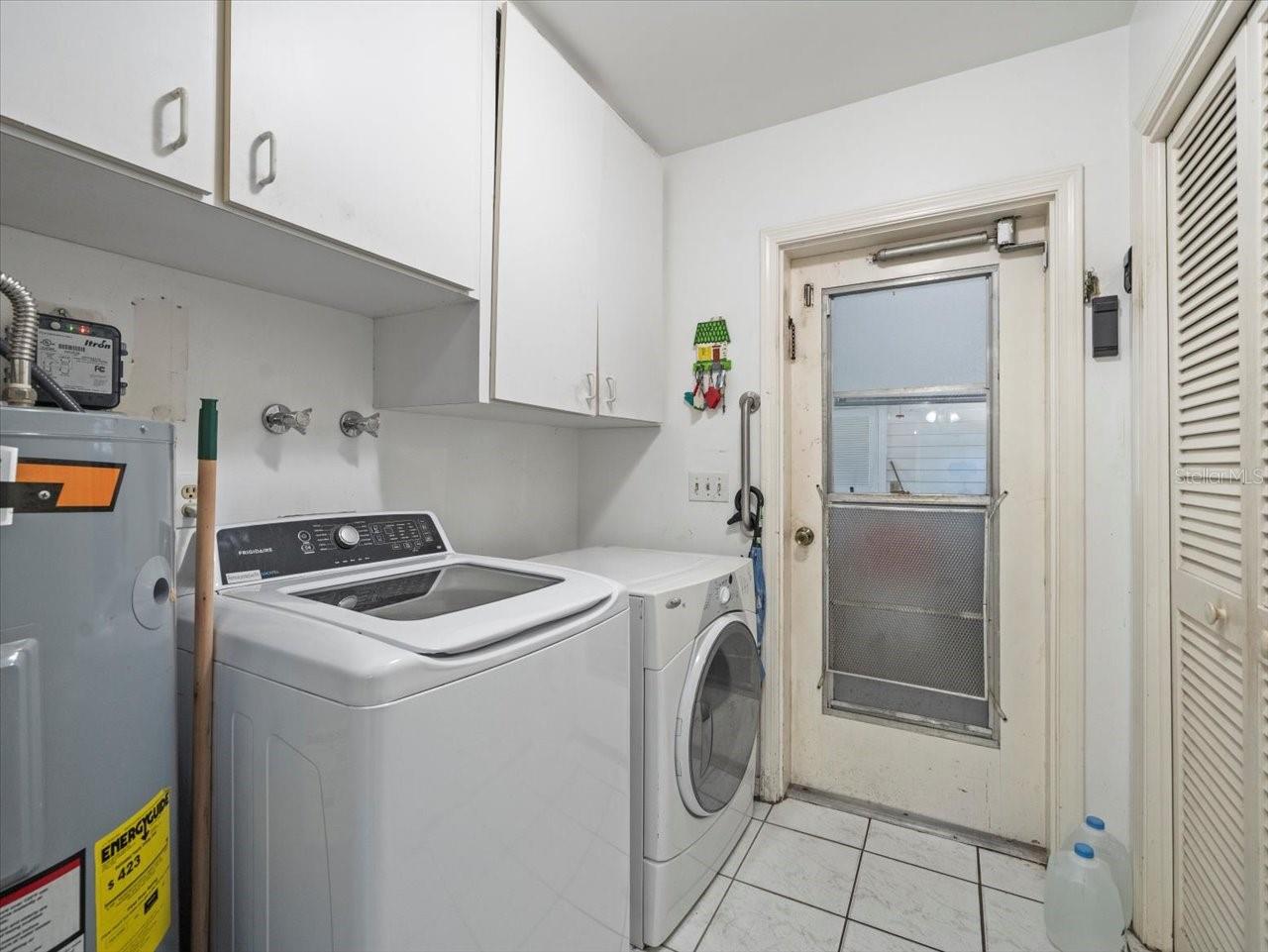 Image 26 of 44 For 10408 Butia Place