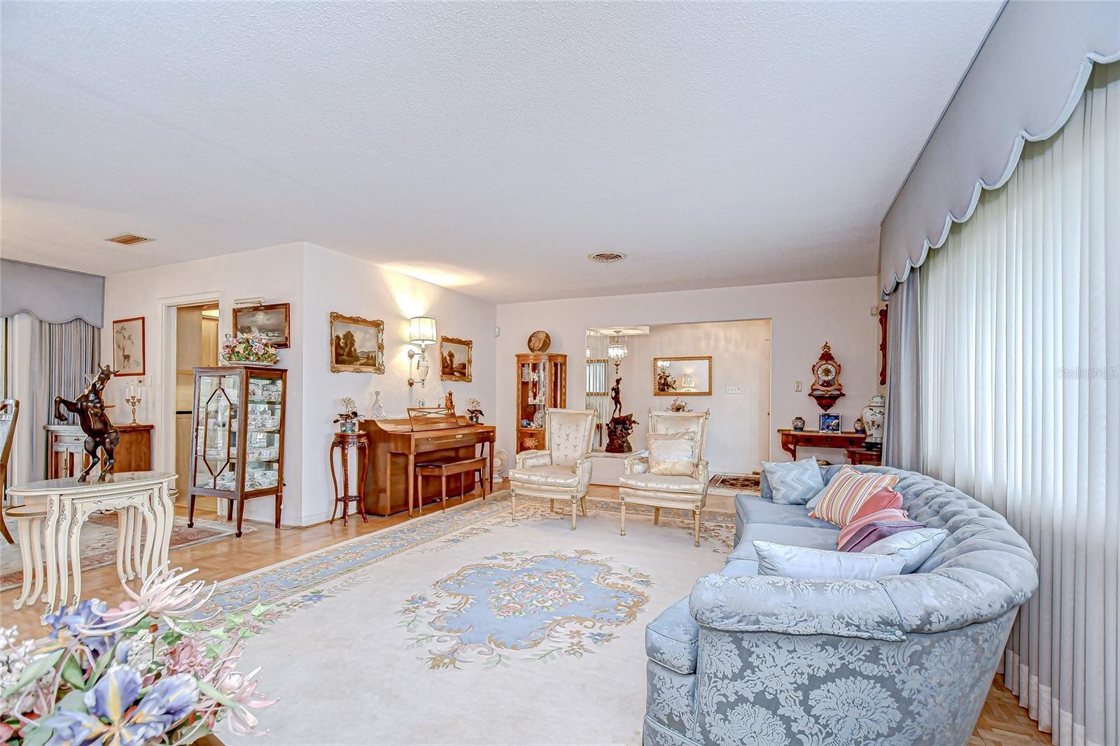 Image 10 of 63 For 6747 28th Street S