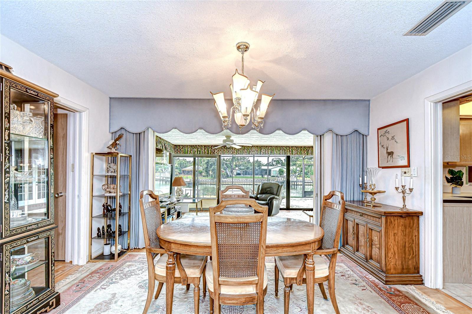 Image 13 of 63 For 6747 28th Street S