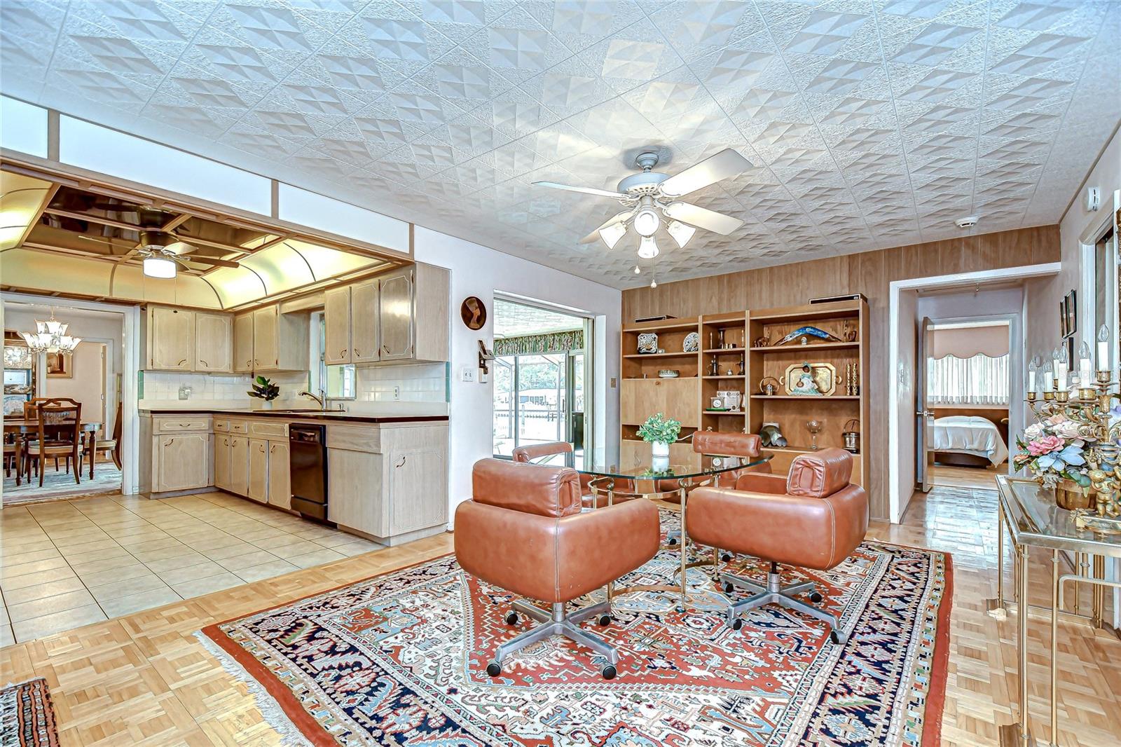 Image 24 of 63 For 6747 28th Street S