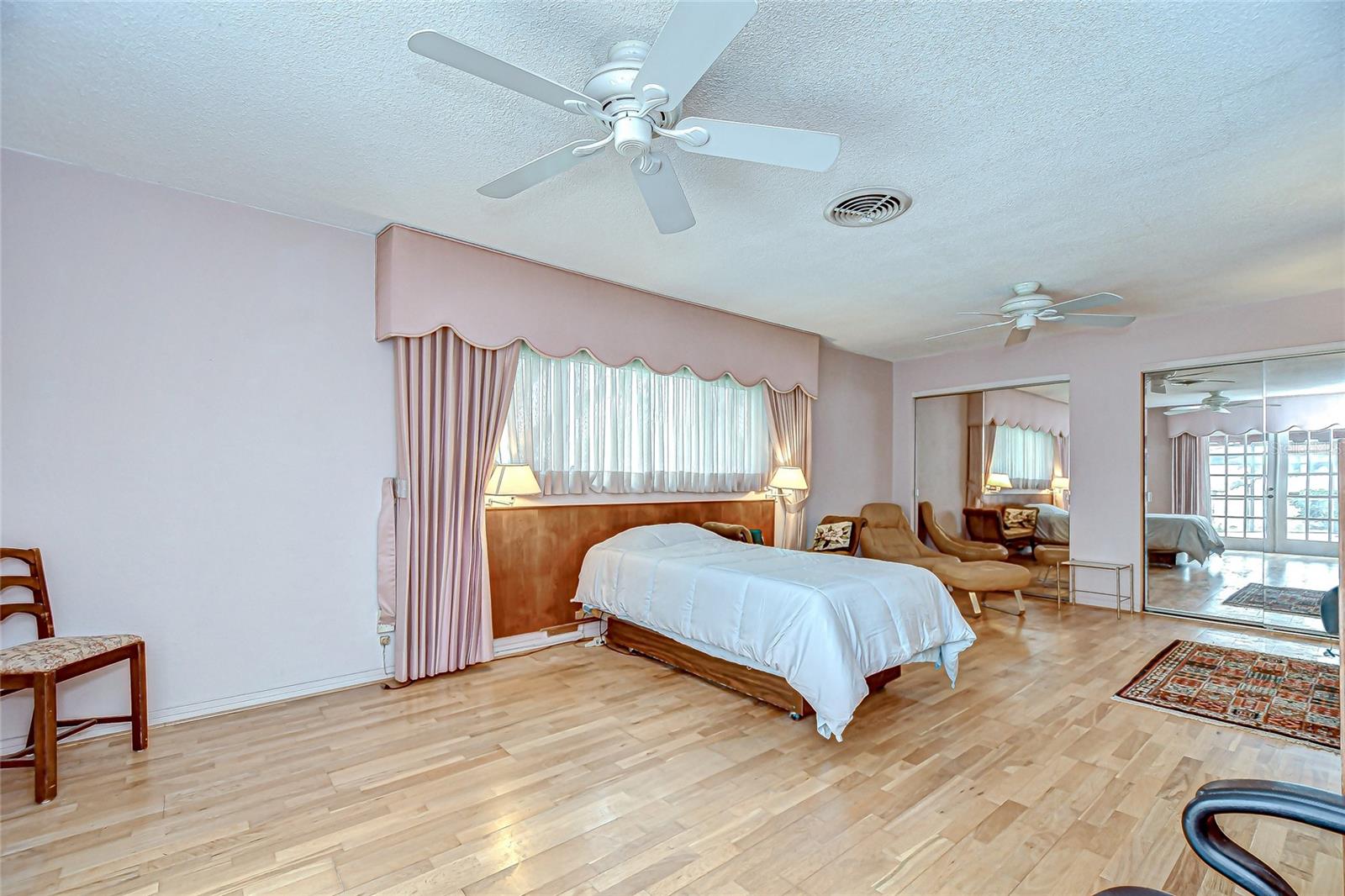 Image 35 of 63 For 6747 28th Street S