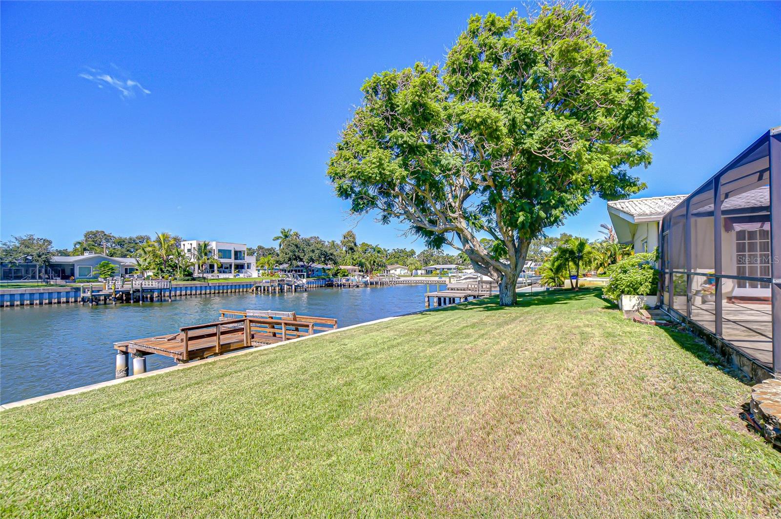 Image 44 of 63 For 6747 28th Street S