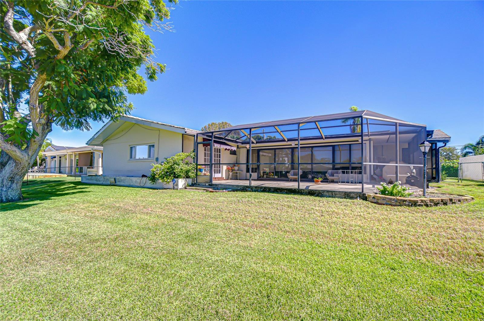 Image 46 of 63 For 6747 28th Street S