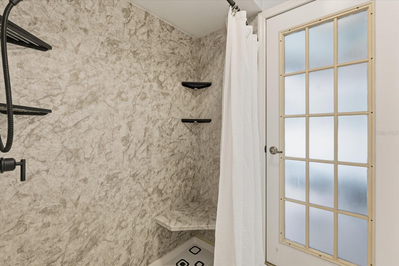 Image 25 of 45 For 4875 Eagle Cove North Drive