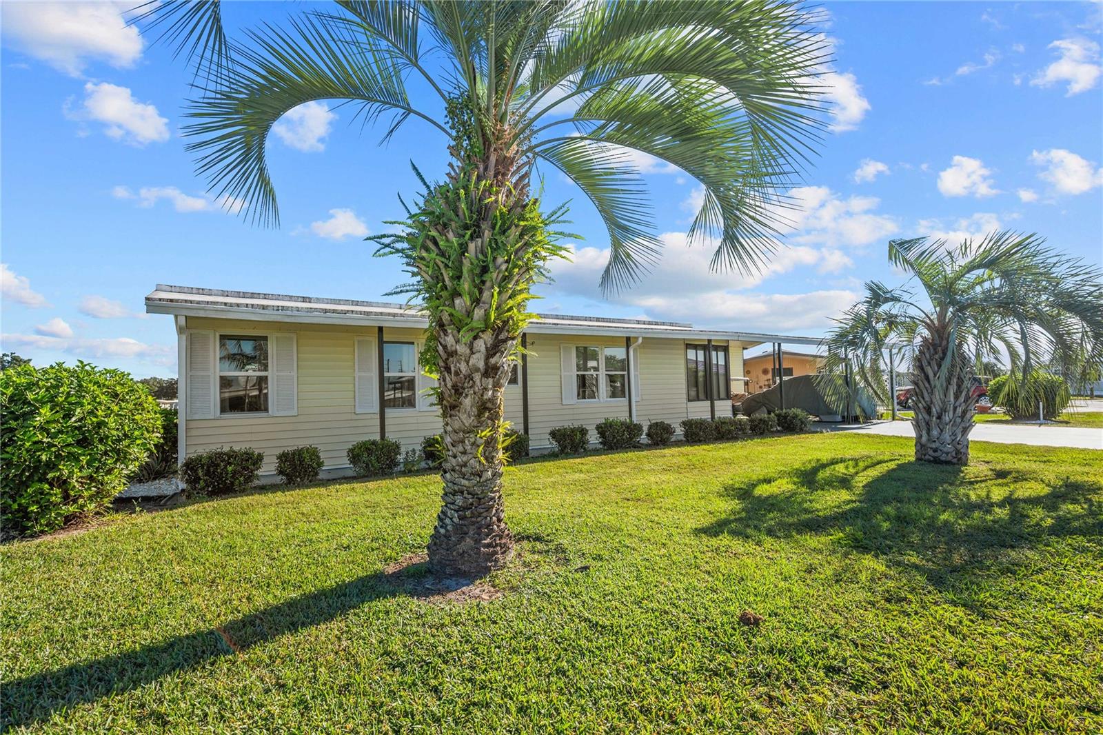 Image 3 of 45 For 36245 Coronet Way