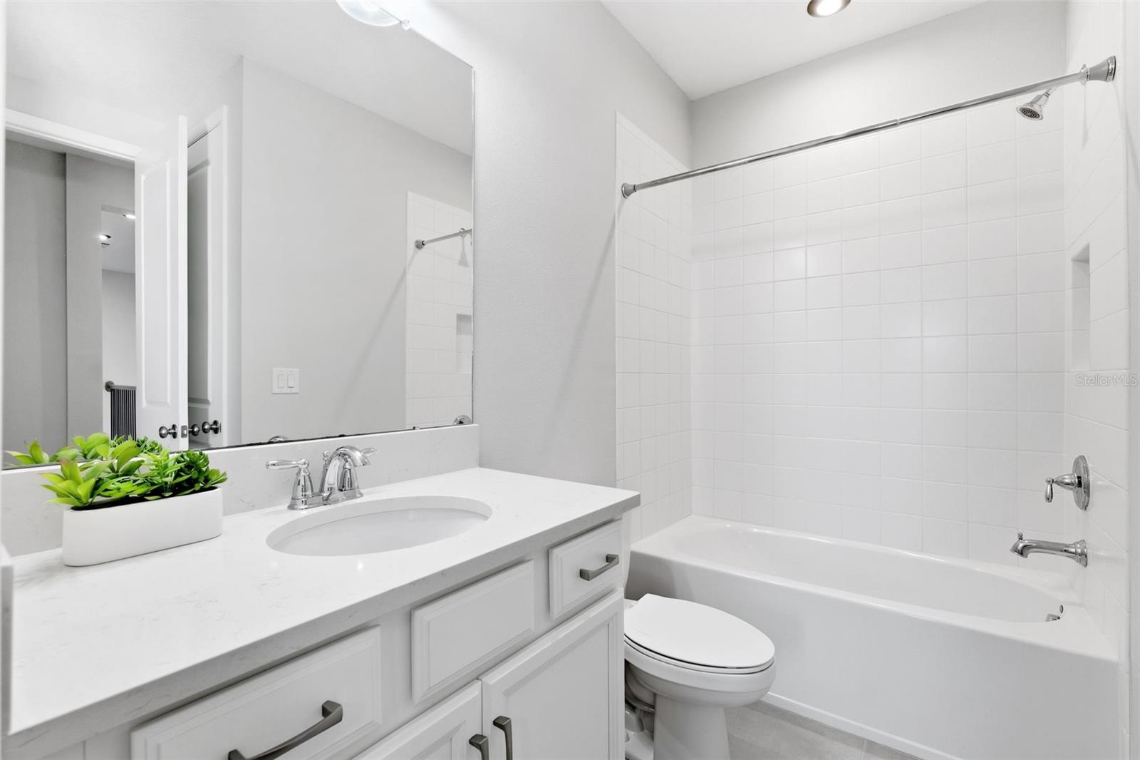 Image 43 of 86 For 13881 Stansil Avenue