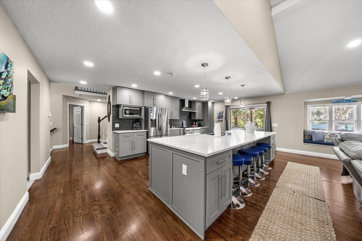 Image 11 of 91 For 10661 Sunflower Point