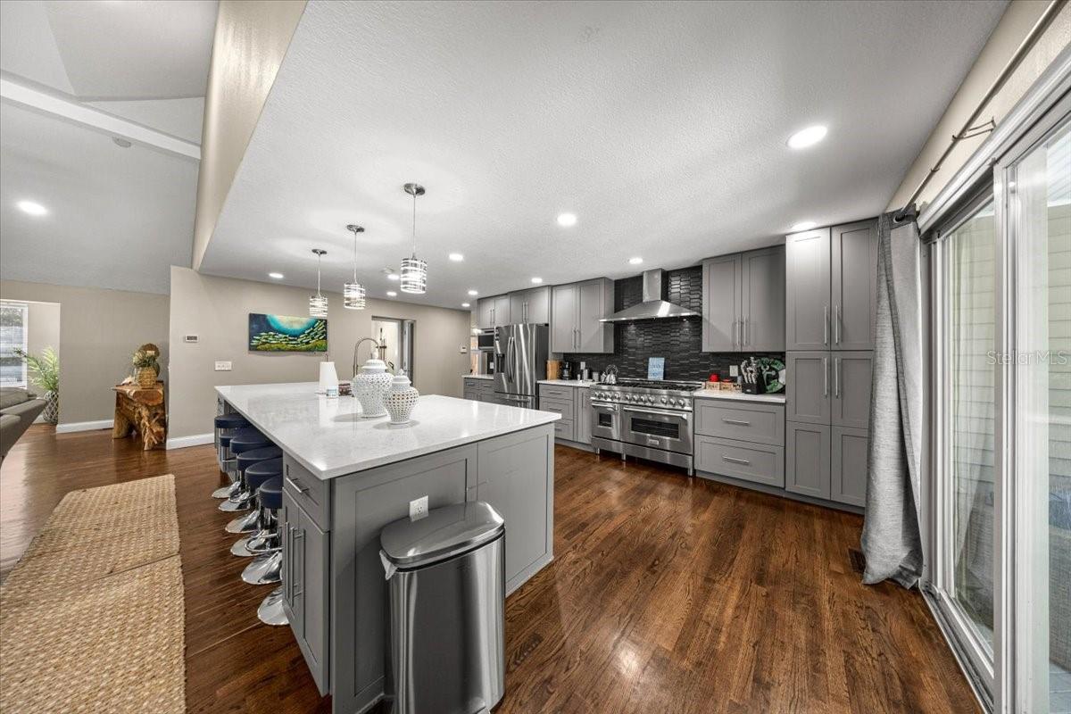 Image 12 of 91 For 10661 Sunflower Point