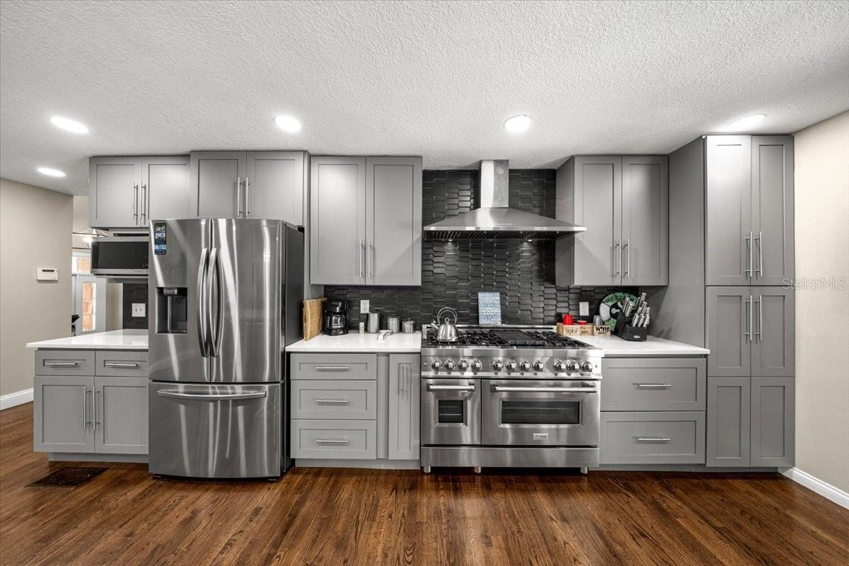 Image 2 of 91 For 10661 Sunflower Point