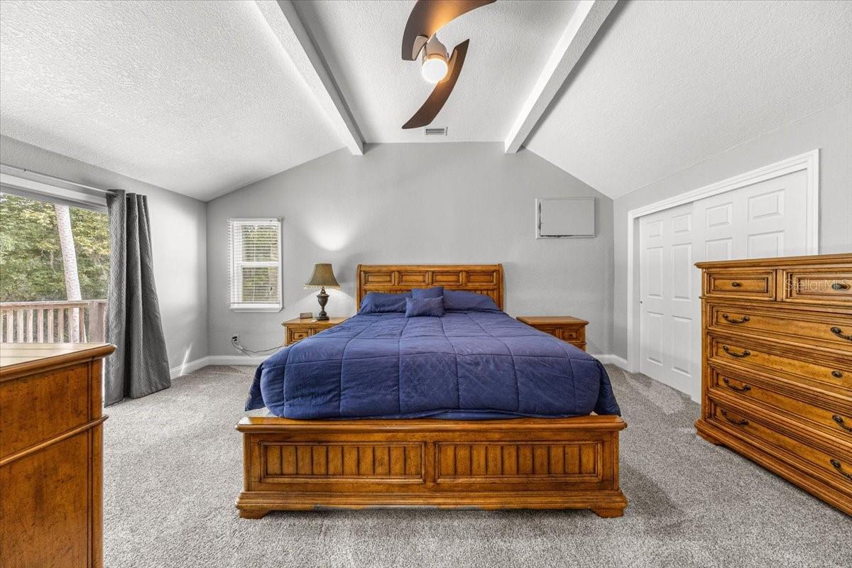 Image 42 of 91 For 10661 Sunflower Point
