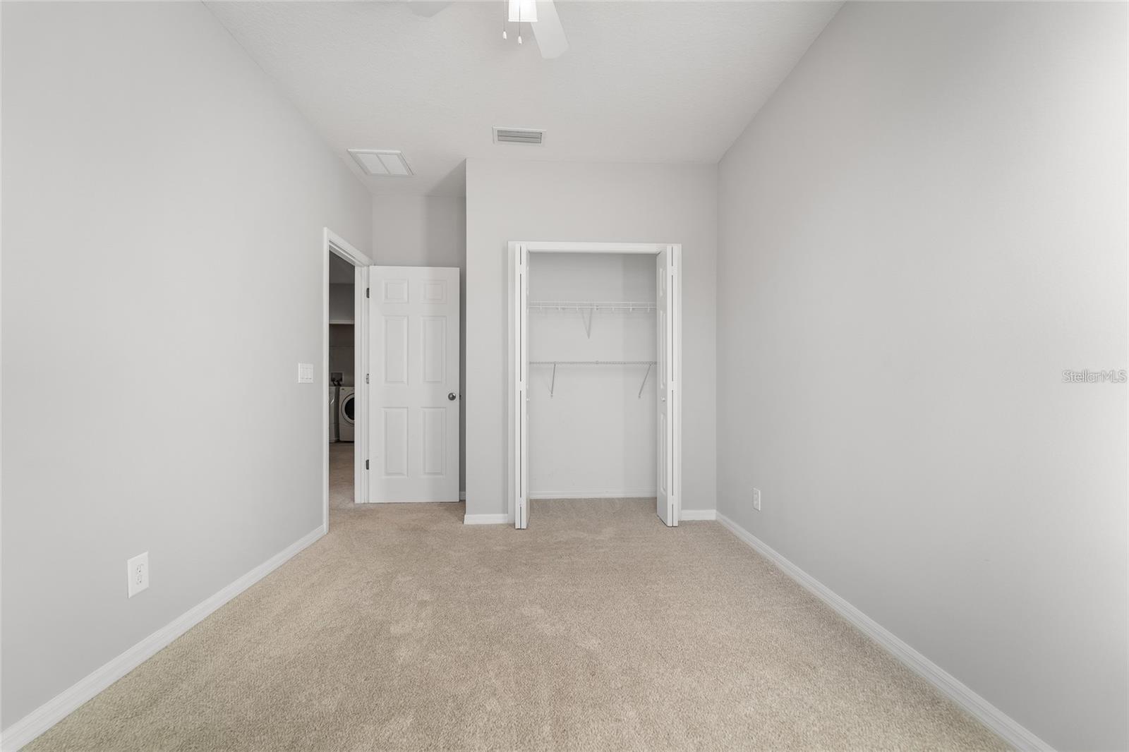 Image 13 of 23 For 4425 Amberly Oaks Court