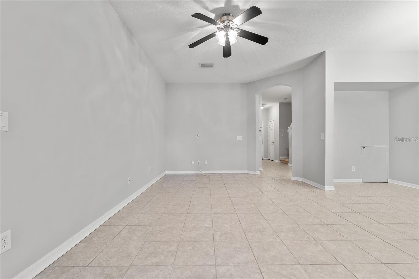 Image 4 of 23 For 4425 Amberly Oaks Court