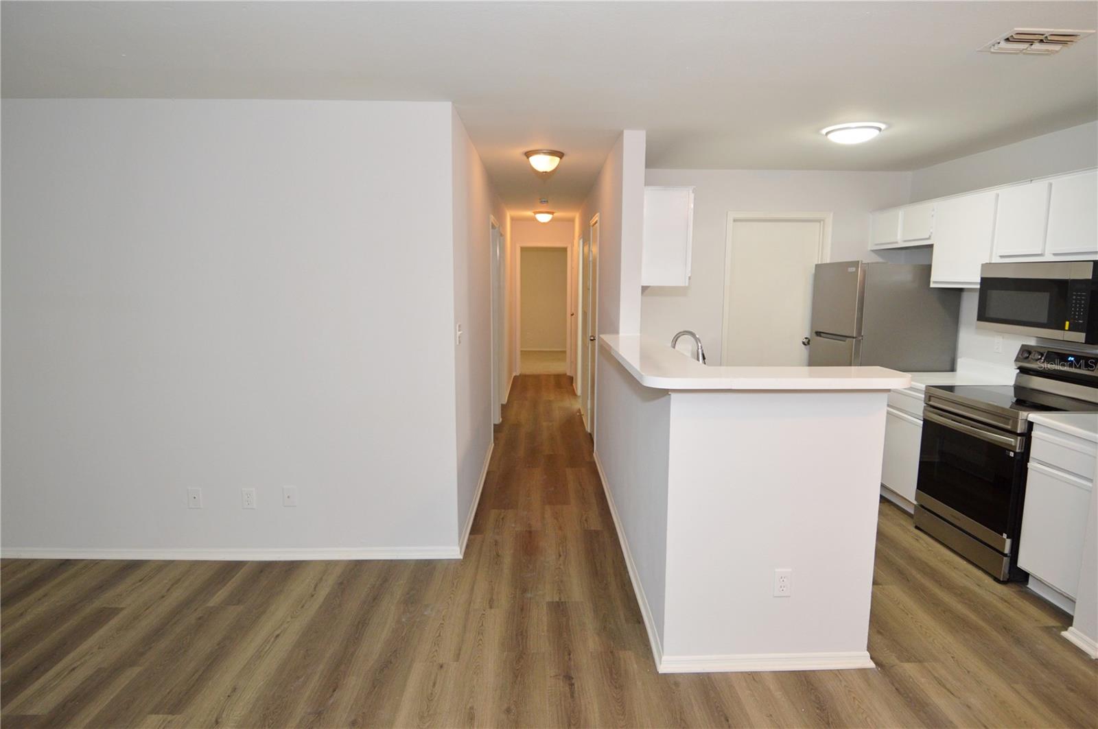 Image 22 of 100 For 1400 Gandy Boulevard N 816