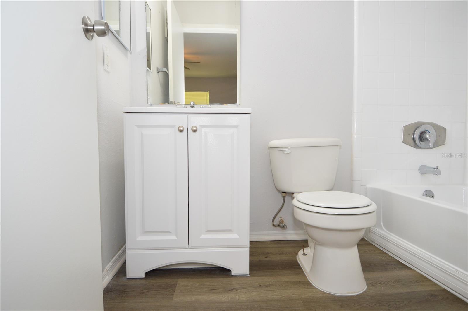 Image 52 of 100 For 1400 Gandy Boulevard N 816