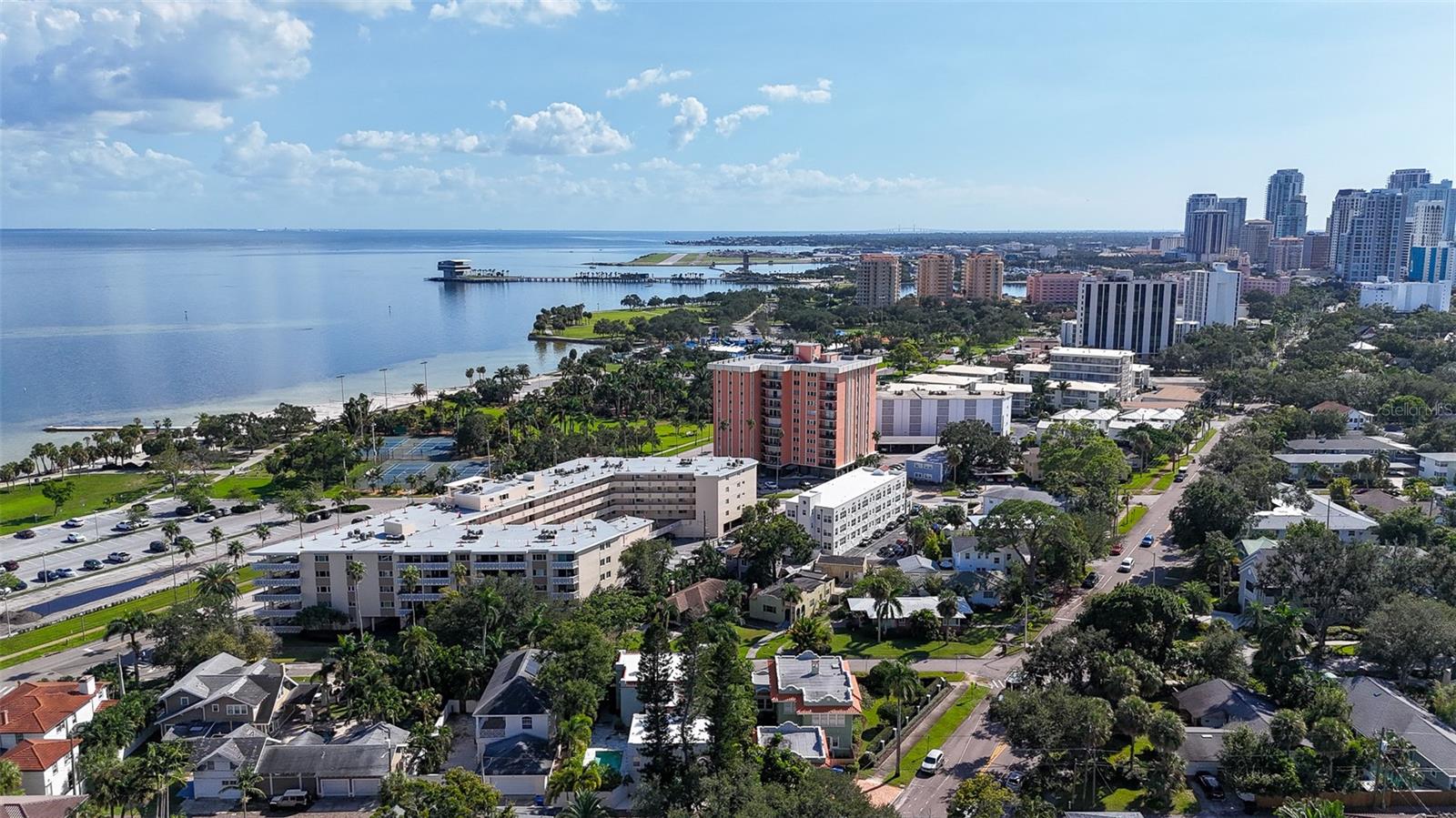 Image 11 of 44 For 1311 Beach Drive Ne