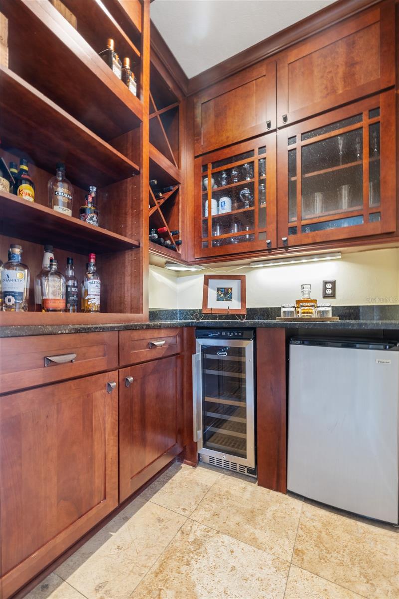 Image 35 of 44 For 1311 Beach Drive Ne