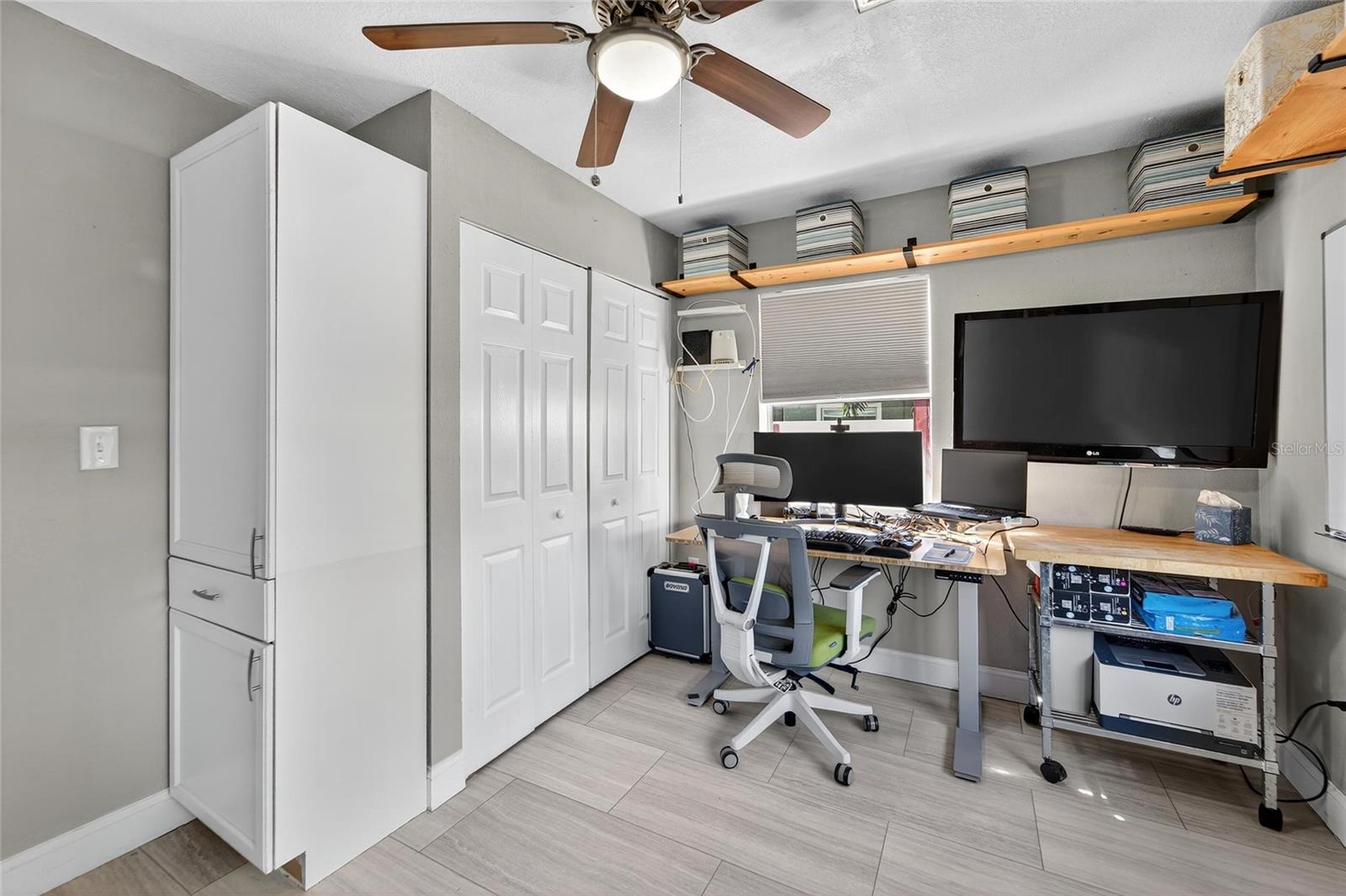 Image 22 of 35 For 2700 25th Avenue N