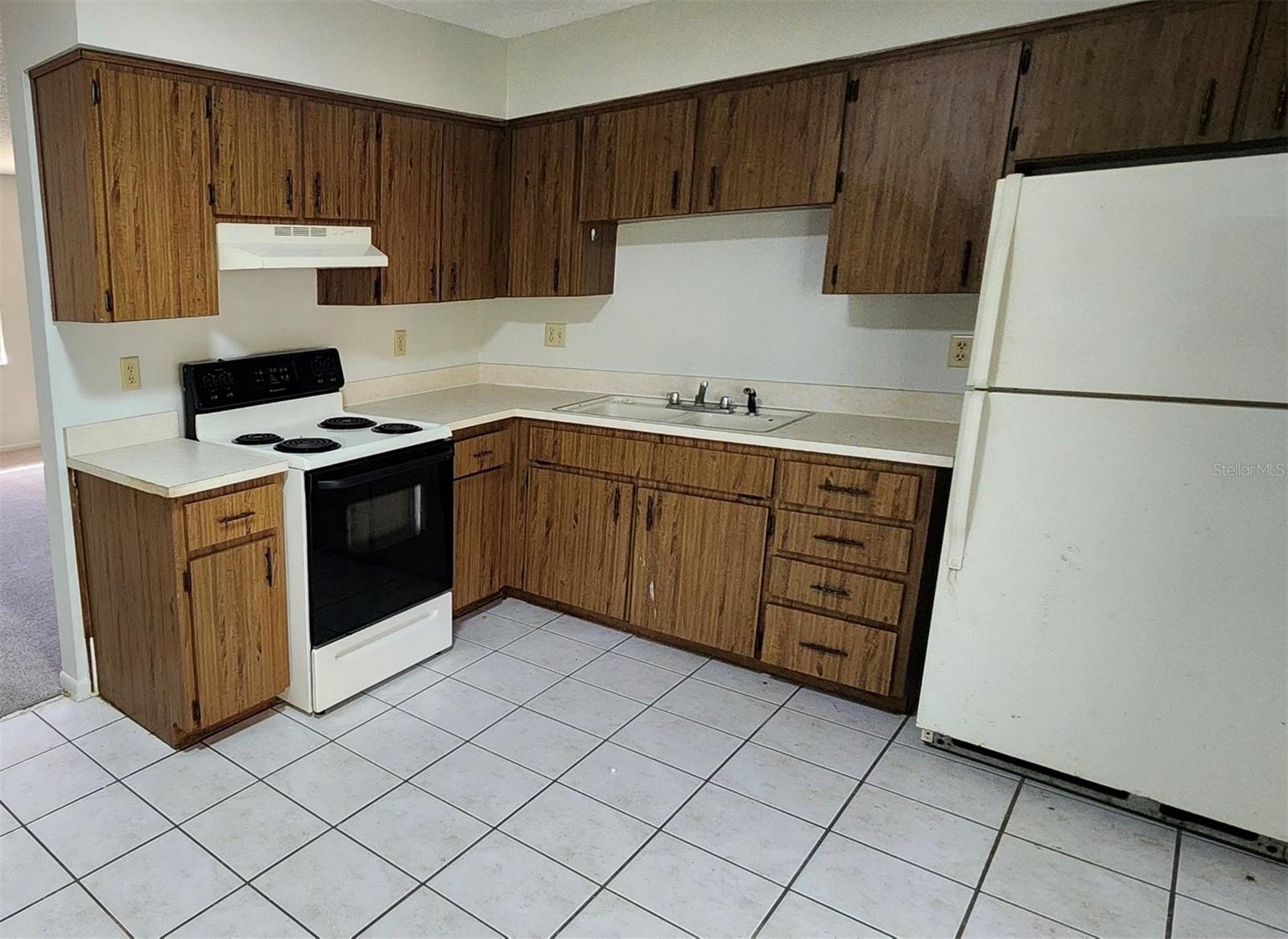 Listing photo id 4 for 20045 Suncrest Drive
