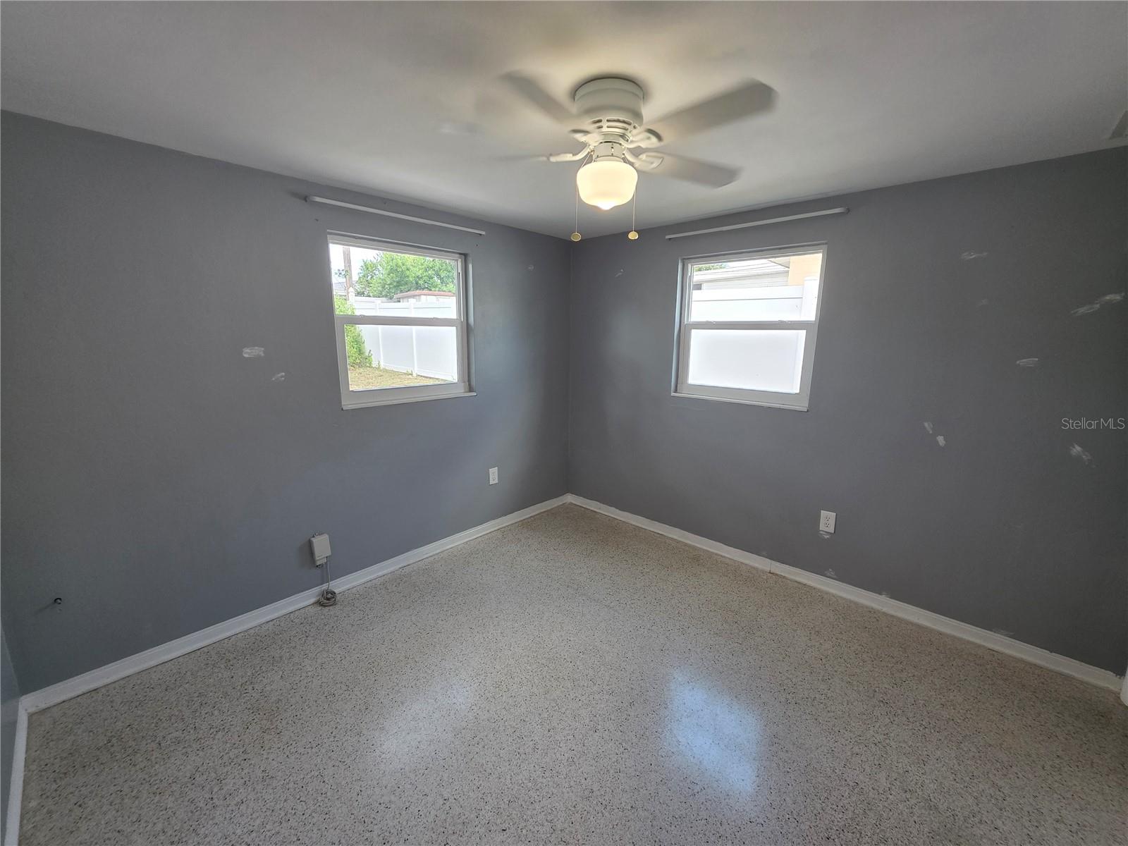 Image 6 of 11 For 4851 Phoenix Avenue