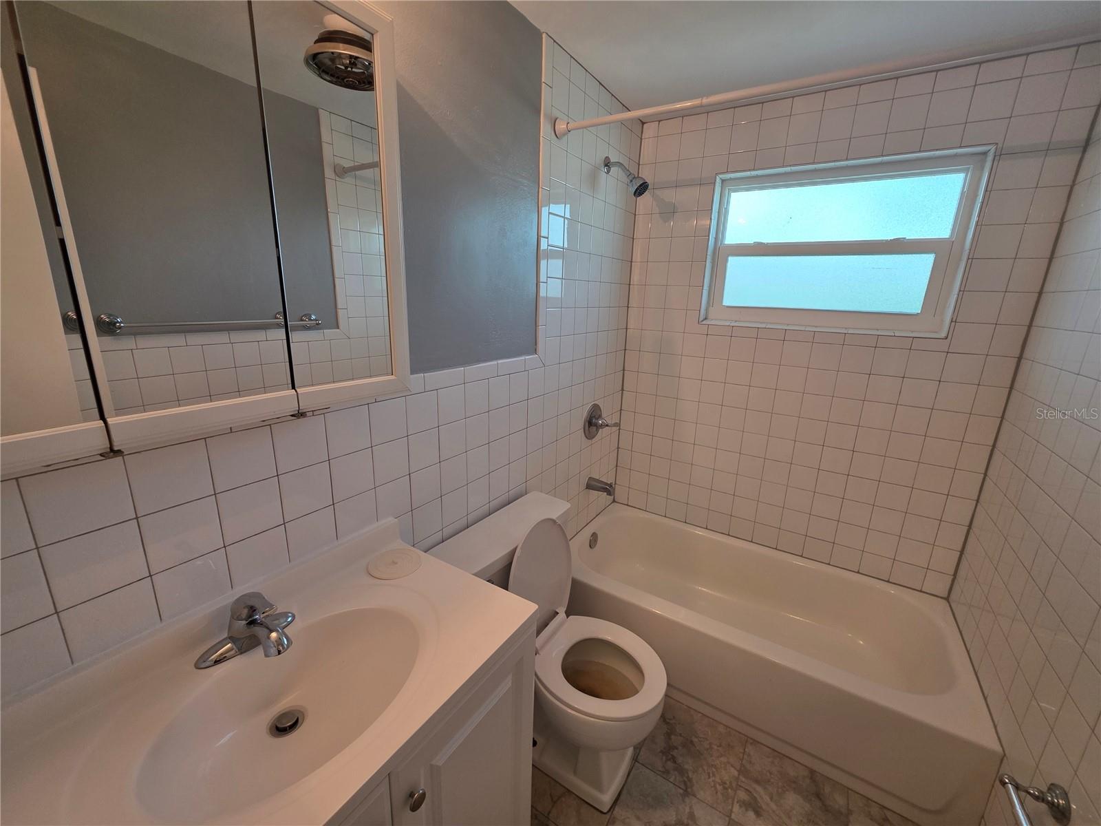 Image 7 of 11 For 4851 Phoenix Avenue