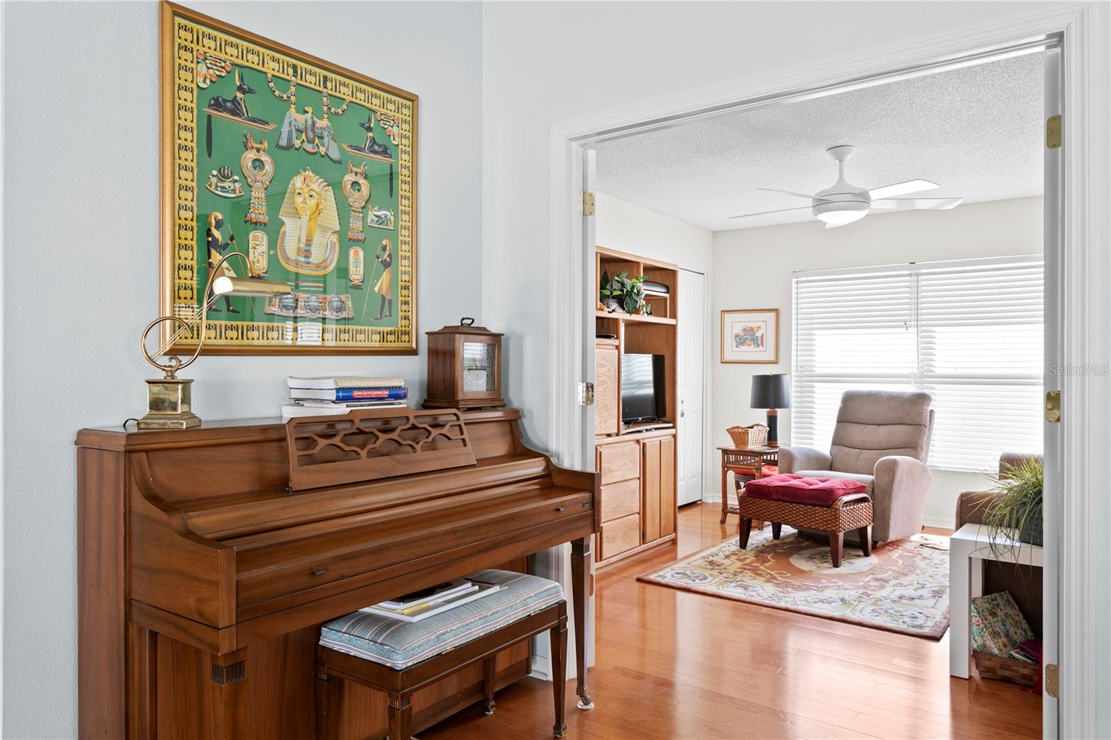 Image 15 of 66 For 1249 Winding Willow Drive