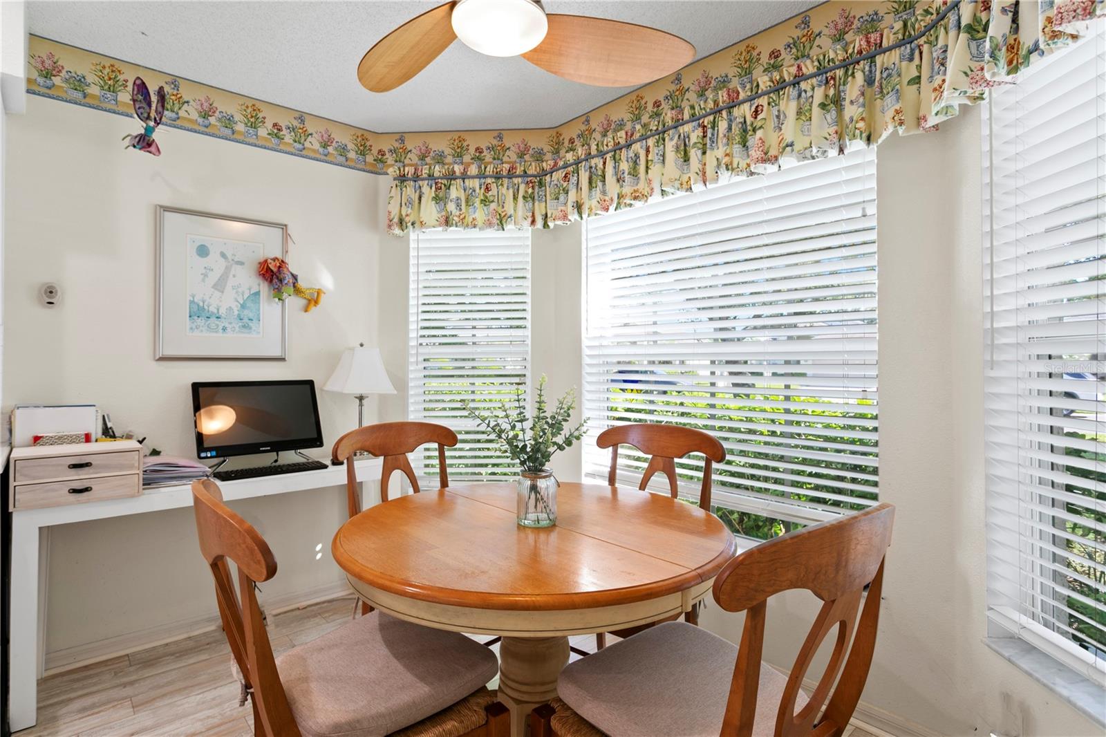 Image 22 of 66 For 1249 Winding Willow Drive