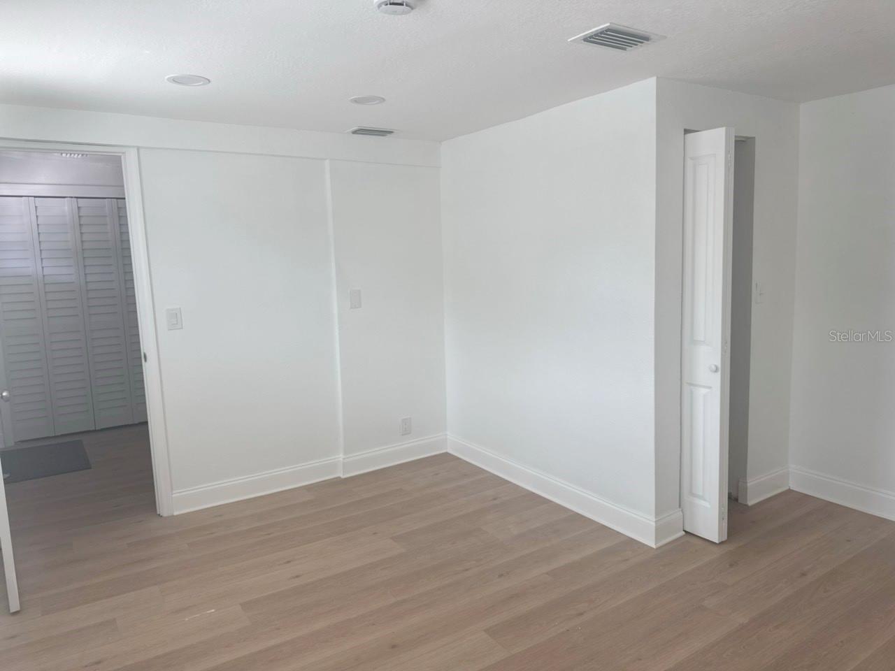 Image 12 of 18 For 7151 51st Street N
