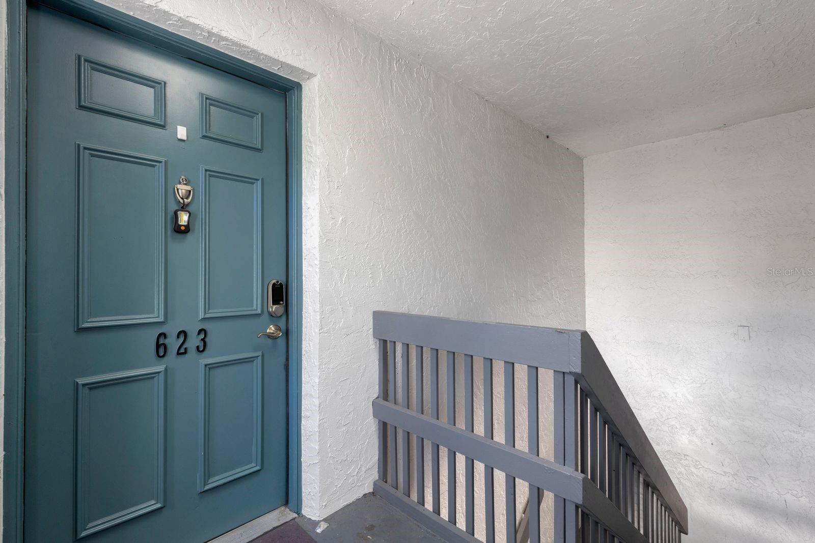 Image 2 of 23 For 704 Lyndhurst Street 623