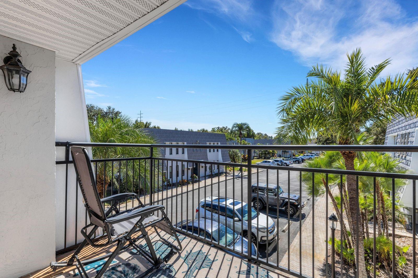 Image 9 of 23 For 704 Lyndhurst Street 623