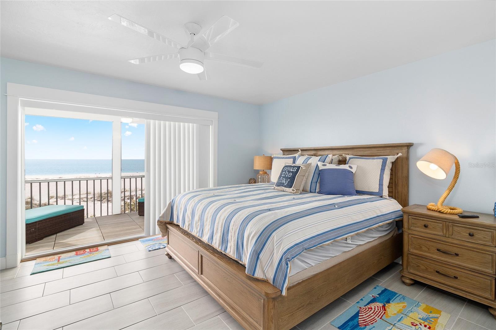 Image 15 of 26 For 460 Gulf Boulevard 4