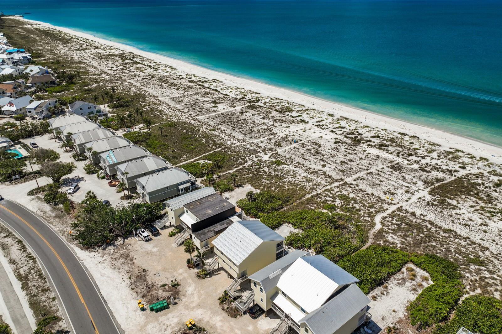 Image 2 of 26 For 460 Gulf Boulevard 4