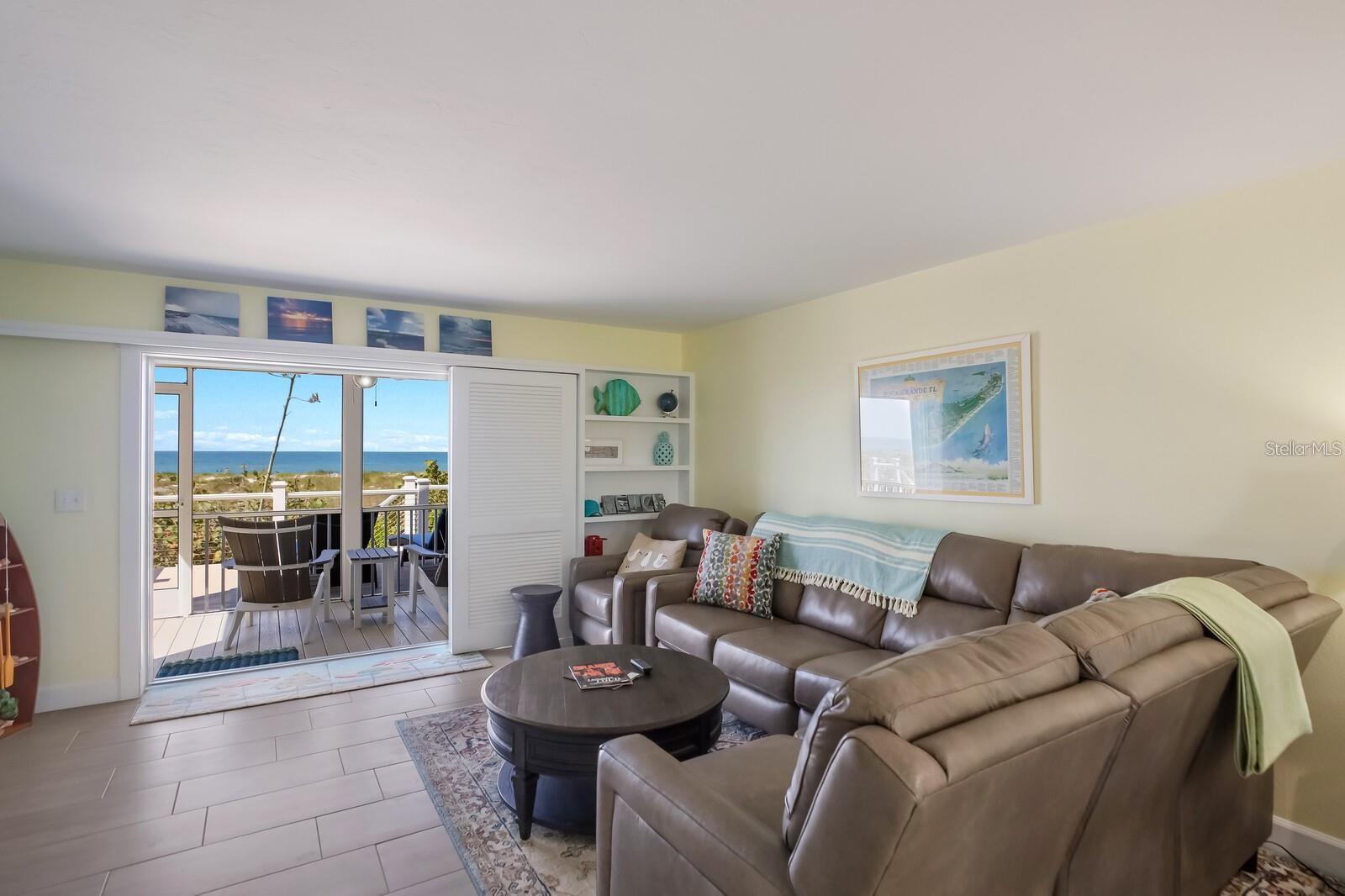 Image 25 of 26 For 460 Gulf Boulevard 4