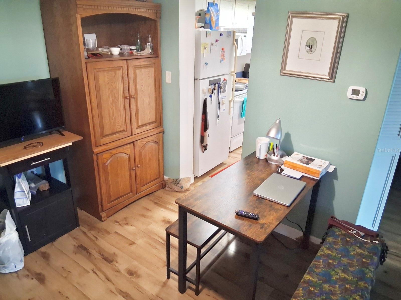 Image 15 of 36 For 100 Waverly Way 302