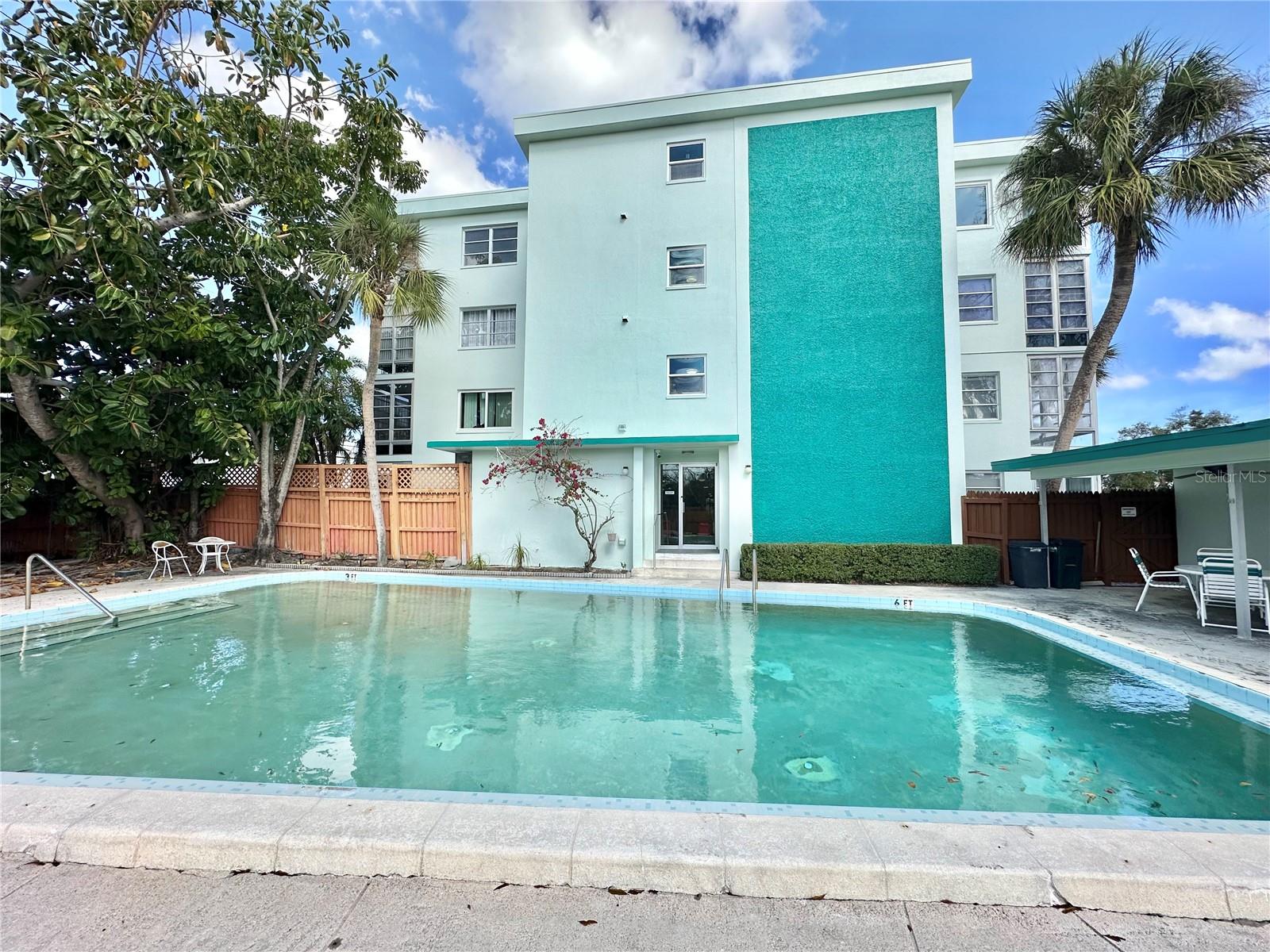 Image 29 of 36 For 100 Waverly Way 302