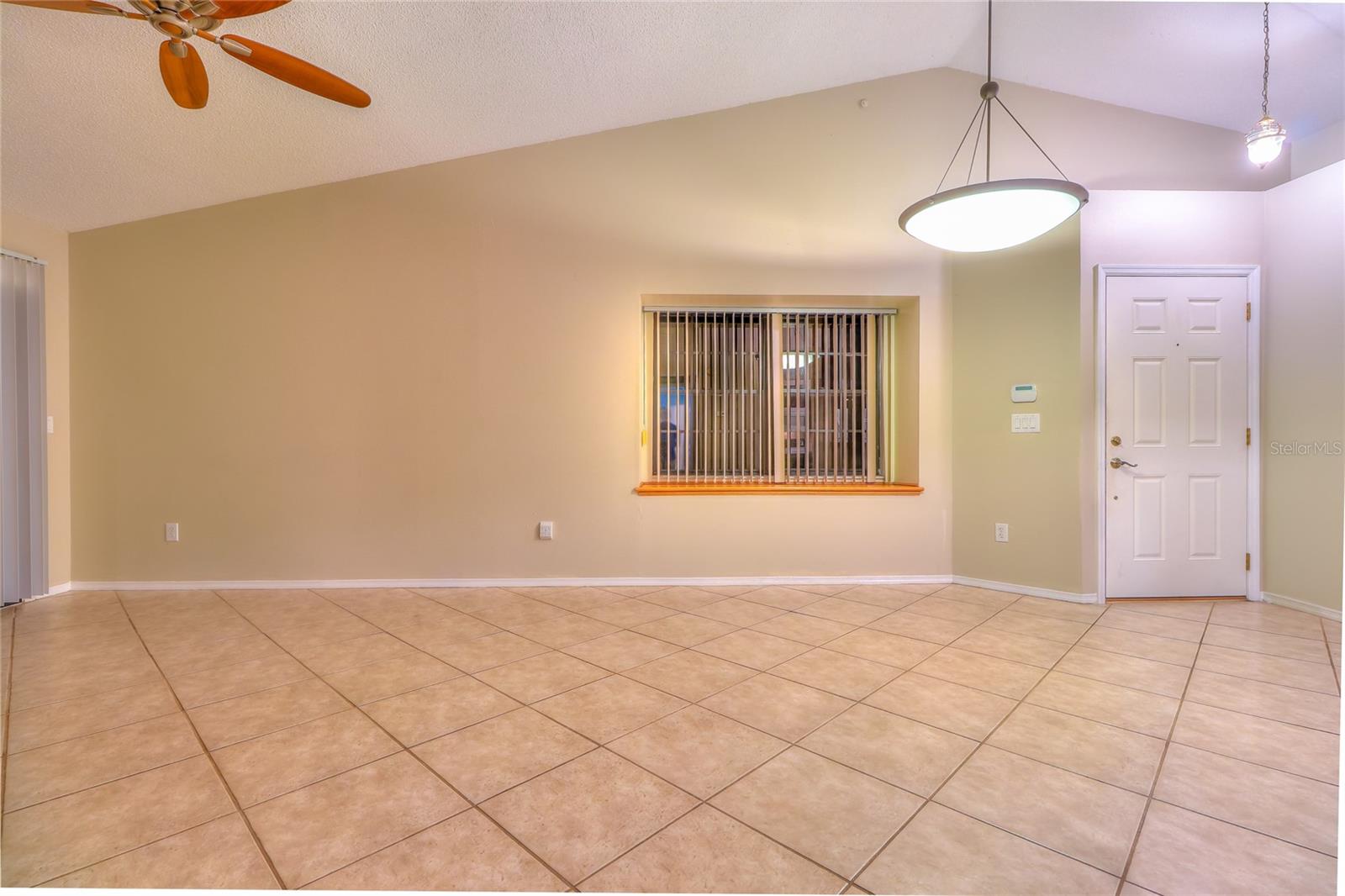 Image 10 of 39 For 5100 Burchette Road 1607