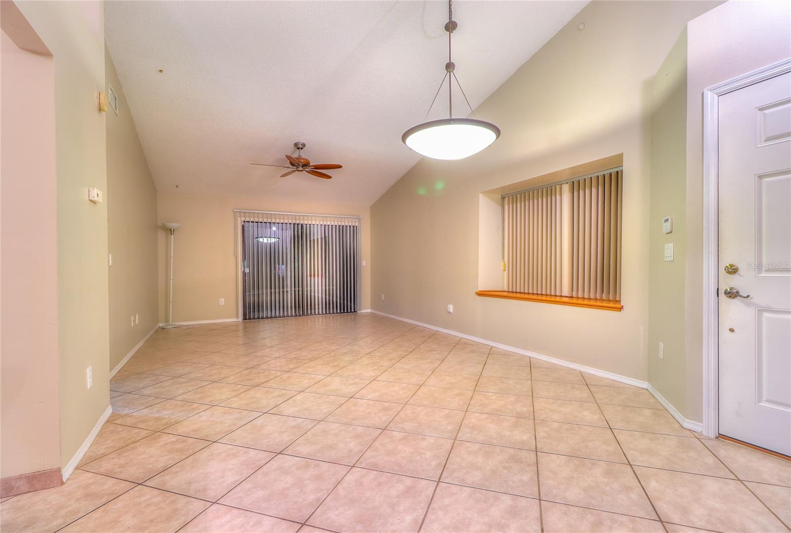 Image 9 of 39 For 5100 Burchette Road 1607