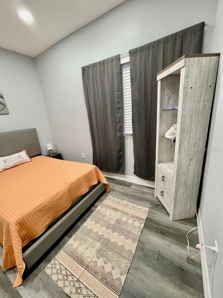 Image 8 of 13 For 2402 Armenia Avenue