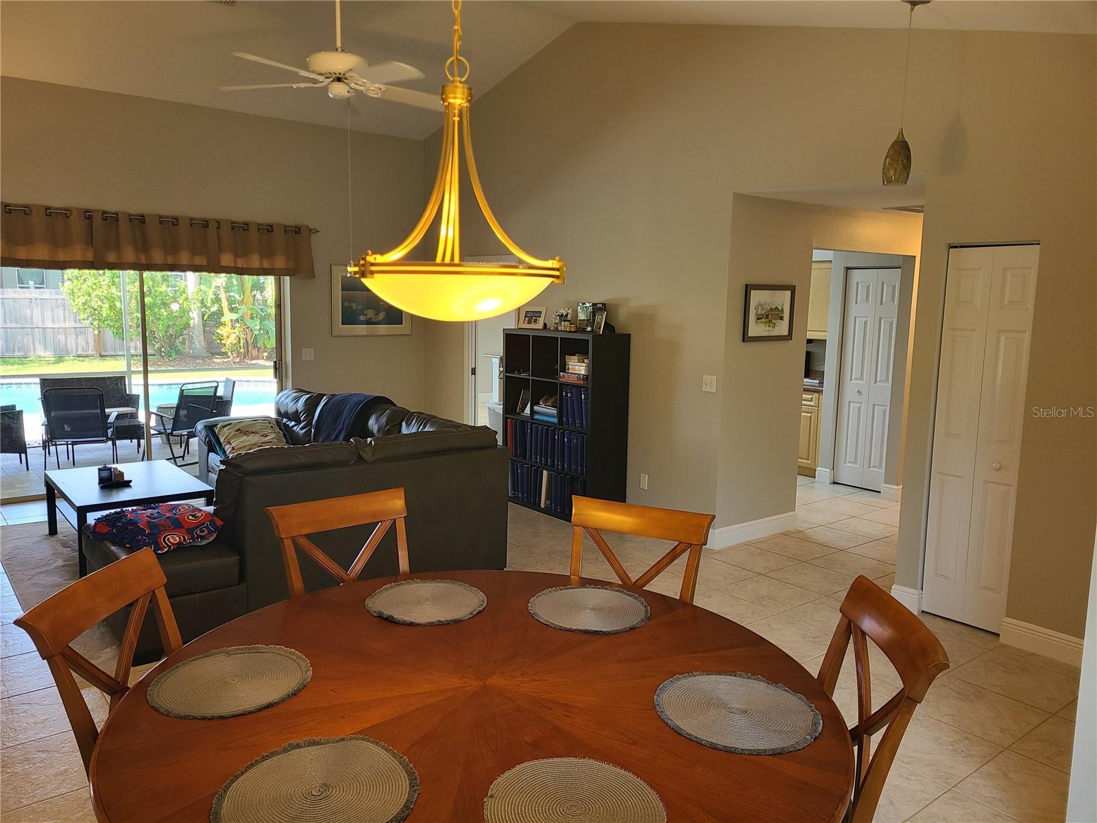 Image 12 of 51 For 760 Moorland Lane