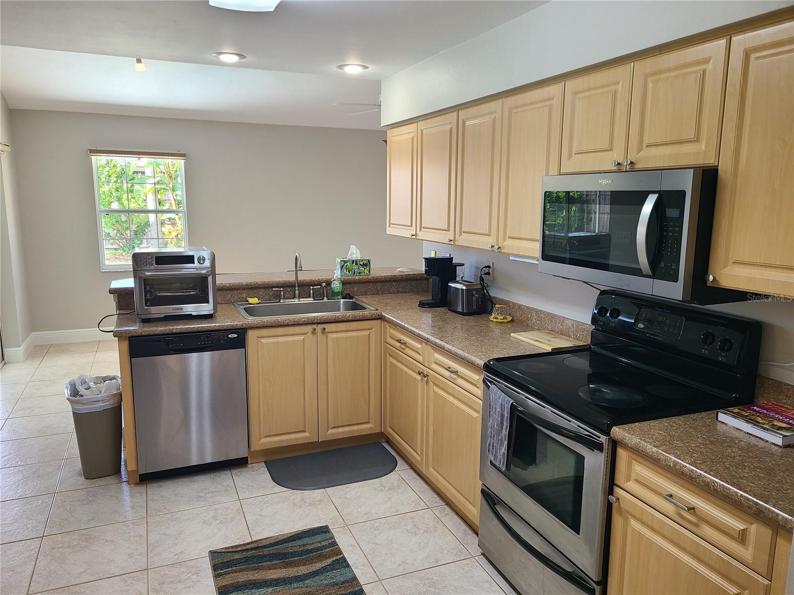 Image 16 of 51 For 760 Moorland Lane